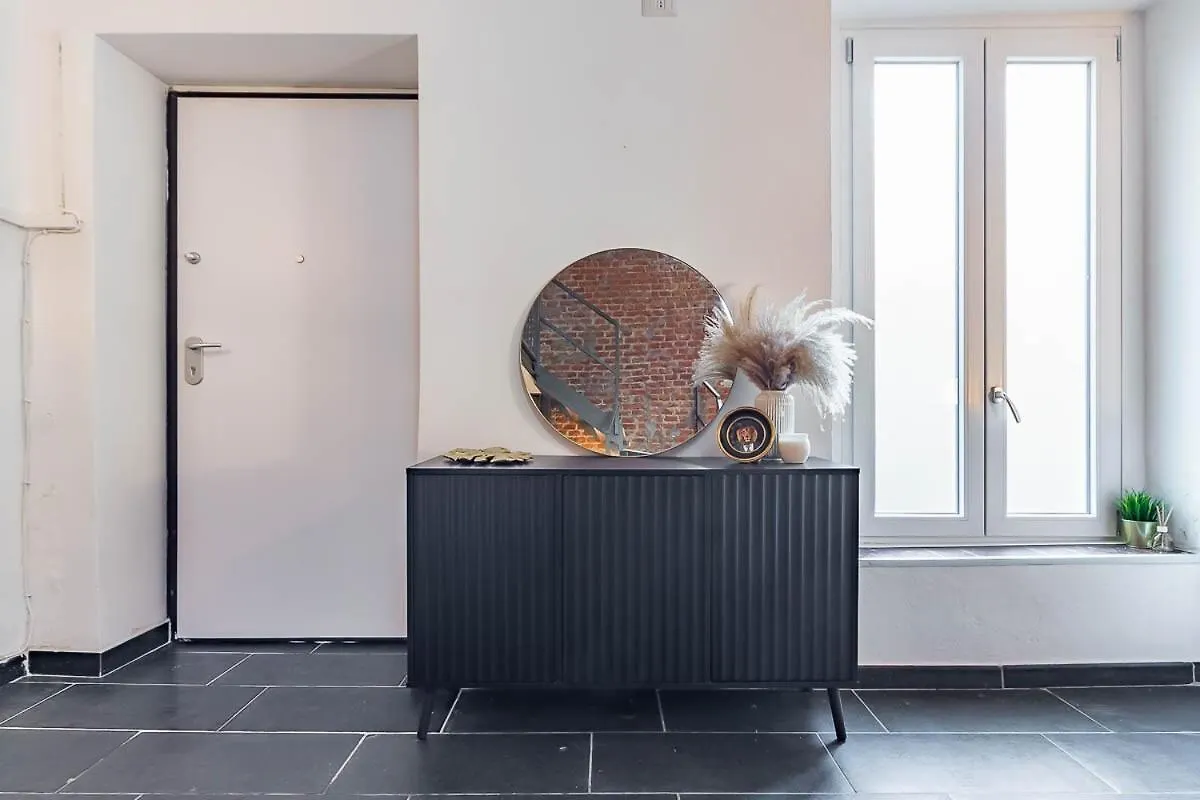 Apartment Garibaldi-Isola Station Elegant Suite Milan Italy
