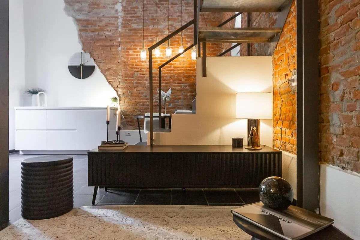 Garibaldi-Isola Station Elegant Suite Milan 0*,