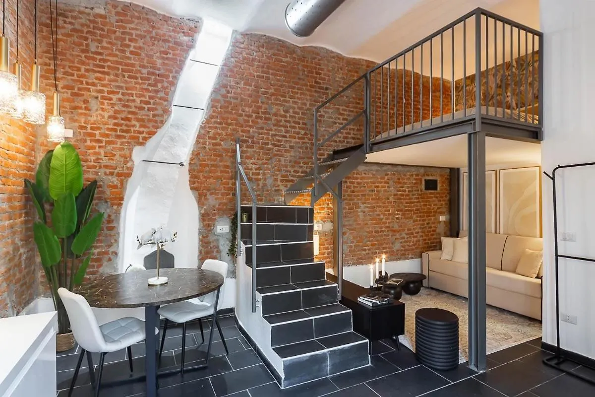 Garibaldi-Isola Station Elegant Suite Milan Italy